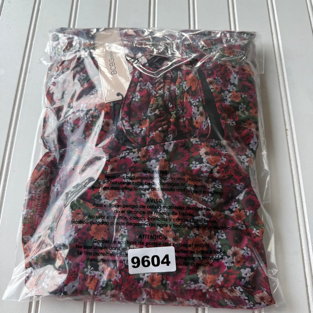 NEW! BCBGeneration floral printed mini dress Size 6 - Picture 14 of 14